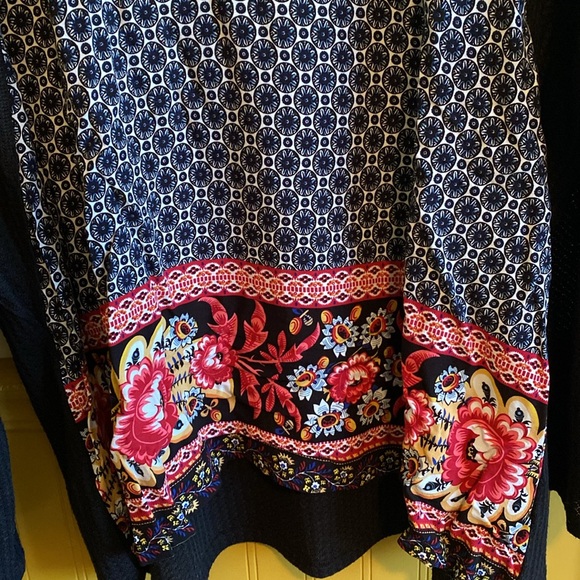 Suzanne Betro Weekend soft top 2X - Picture 3 of 8